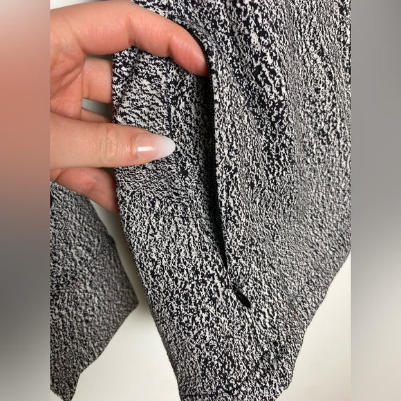 Lululemon Ready To Rulu Hoodie in Luon Spray Jacquard White Black Size 8 - Picture 9 of 16